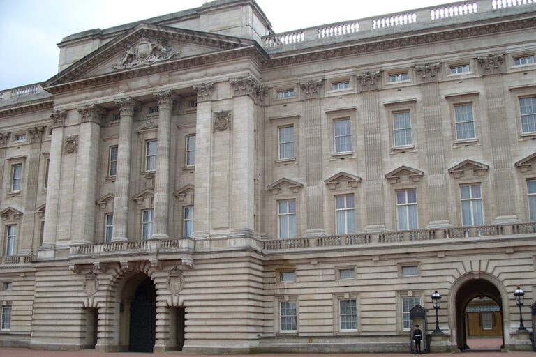 Buckingham Palace 1024x683