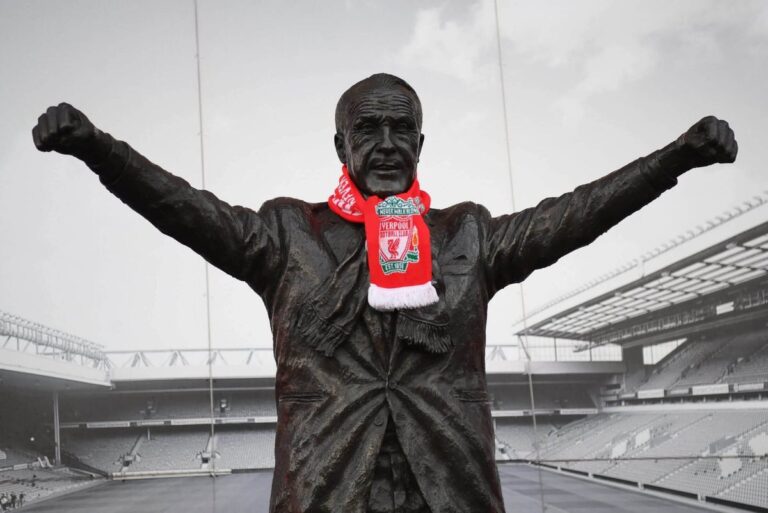 bill shankly statue scaled e1734453162841