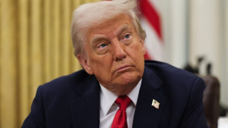 108123900 17434610092025 03 31t224214z 734148806 rc2goda0gl9s rtrmadp 0 usa trump