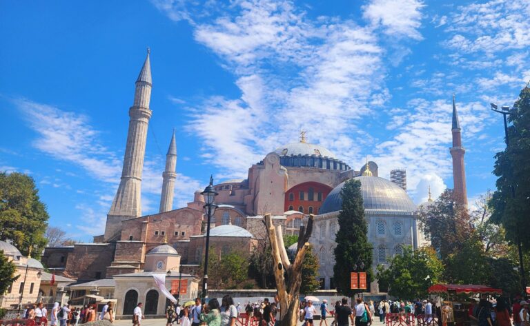 Fox 11 Istanbul scaled