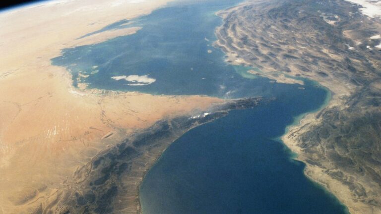 100221523 Strait of Hormuz gettyP