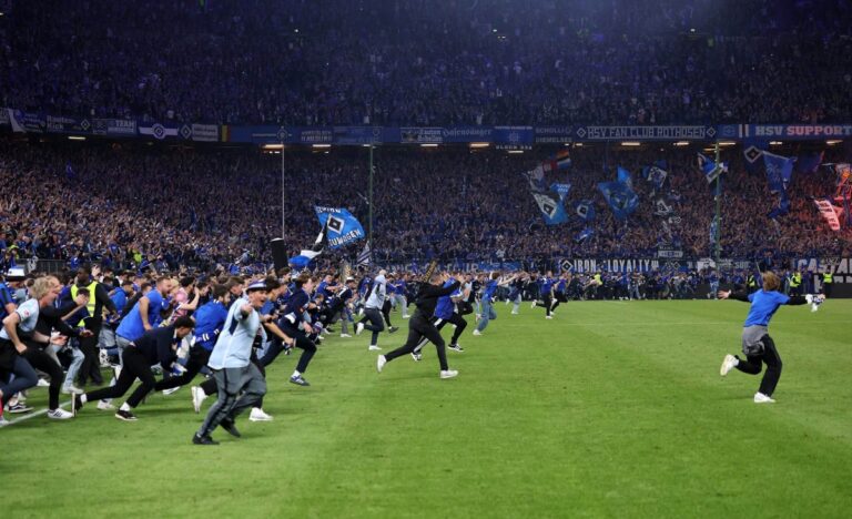 hamburg pitch invasion scaled