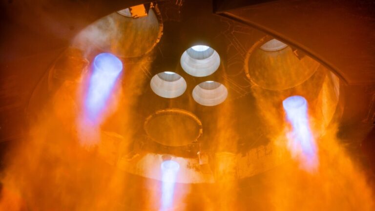 ship35staticfire 1152x648